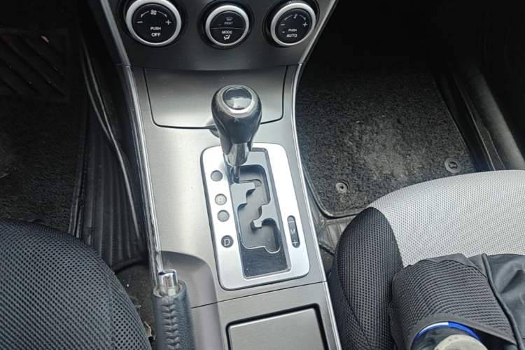 Used Mazda 6 2013 2.0L Automatic Fashion Edition Gear Lever