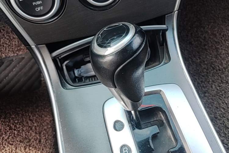 Used Mazda 6 2013 2.0L Automatic Fashion Edition Gear Lever