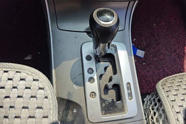 Used Mazda 6 2013 2.0L Automatic Fashion Edition Gear Lever
