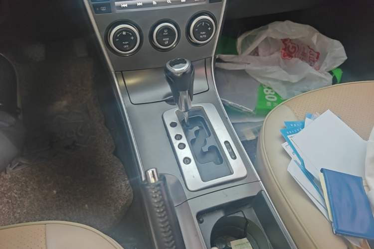 Used Mazda 6 2013 2.0L Automatic Fashion Edition Gear Lever