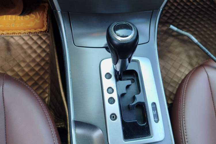 Used Mazda 6 2013 2.0L Automatic Fashion Edition Gear Lever