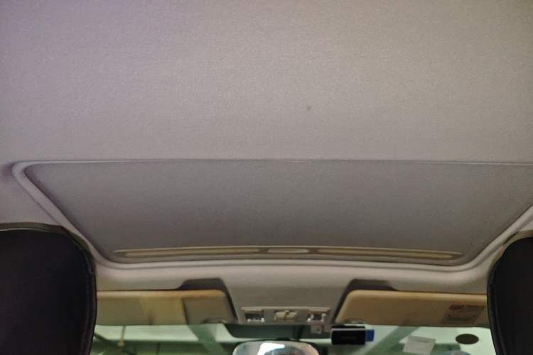 Used Mazda 6 2013 2.0L Automatic Fashion Edition Headliner