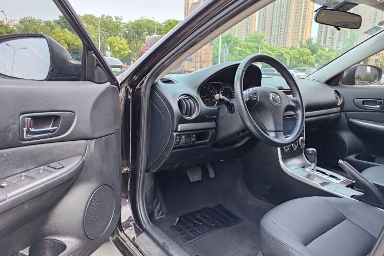 Used Mazda 6 2013 2.0L Automatic Fashion Edition Interior 4
