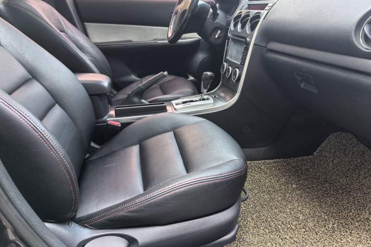 Used Mazda 6 2013 2.0L Automatic Fashion Edition Interior 9