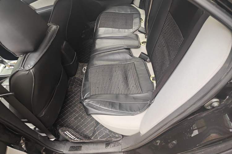 Used Mazda 6 2013 2.0L Automatic Fashion Edition Left Rear Seat