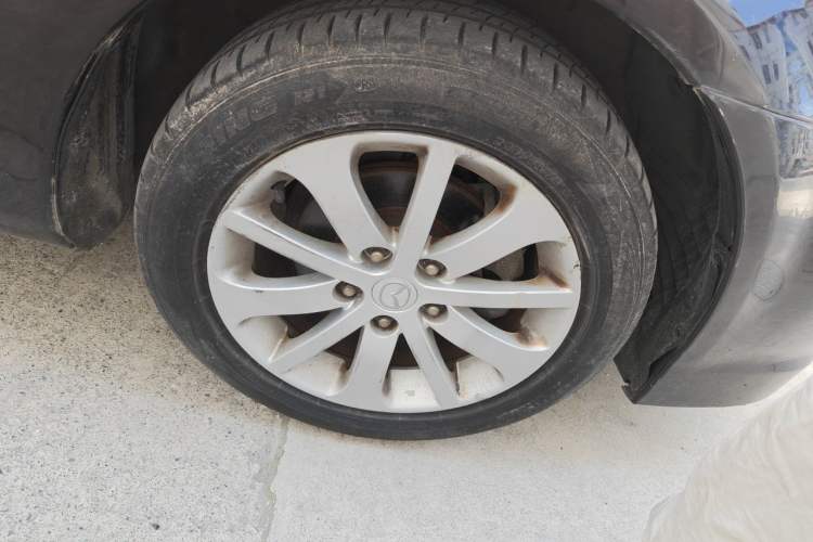 Used Mazda 6 2013 2.0L Automatic Fashion Edition Right Front Wheel Hub