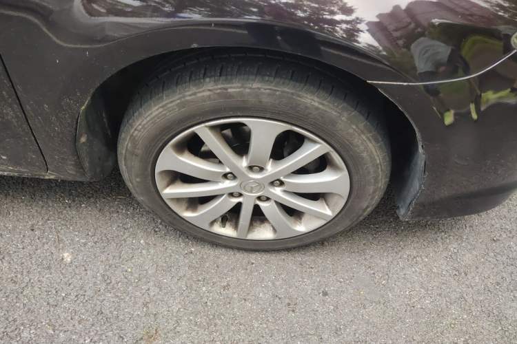 Used Mazda 6 2013 2.0L Automatic Fashion Edition Right Front Wheel Hub