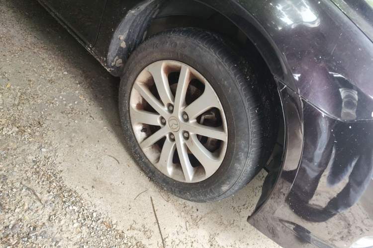 Used Mazda 6 2013 2.0L Automatic Fashion Edition Right Front Wheel Hub