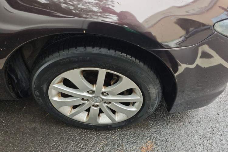 Used Mazda 6 2013 2.0L Automatic Fashion Edition Right Front Wheel Hub