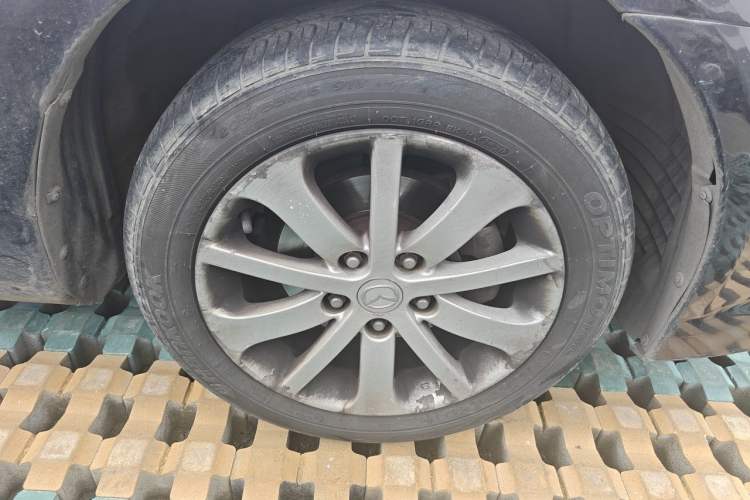 Used Mazda 6 2013 2.0L Automatic Fashion Edition Right Front Wheel Hub
