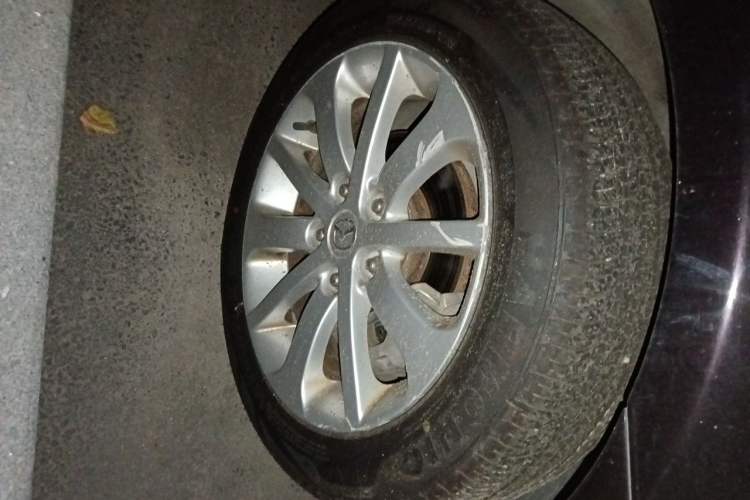 Used Mazda 6 2013 2.0L Automatic Fashion Edition Right Front Wheel Hub