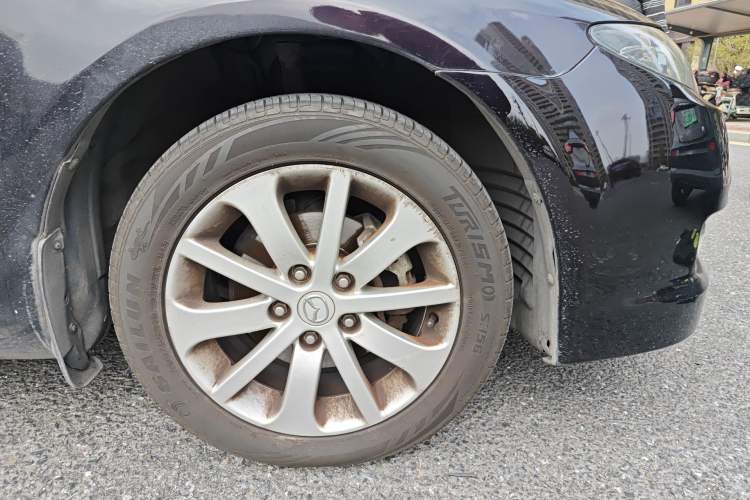 Used Mazda 6 2013 2.0L Automatic Fashion Edition Right Front Wheel Hub