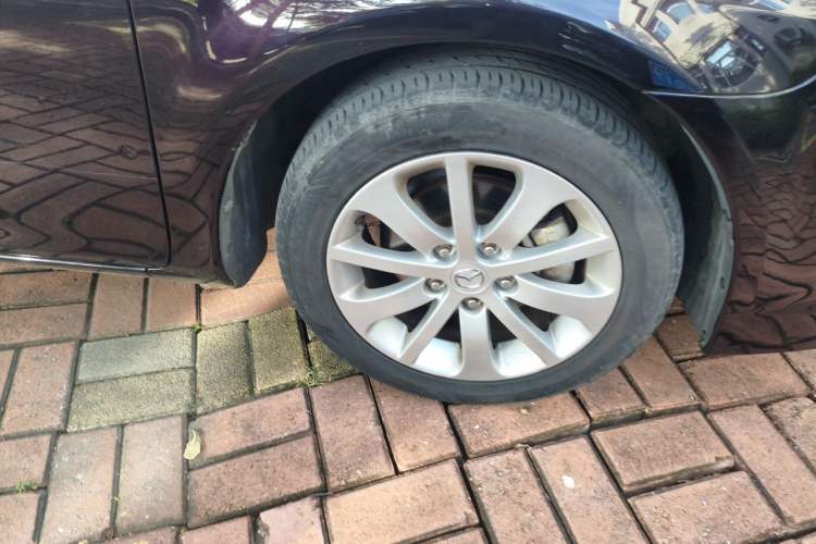 Used Mazda 6 2013 2.0L Automatic Fashion Edition Right Front Wheel Hub