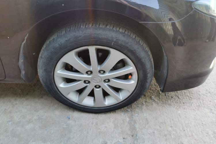 Used Mazda 6 2013 2.0L Automatic Fashion Edition Right Front Wheel Hub