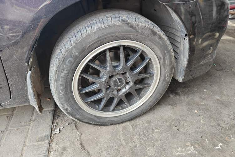 Used Mazda 6 2013 2.0L Automatic Fashion Edition Right Front Wheel Hub