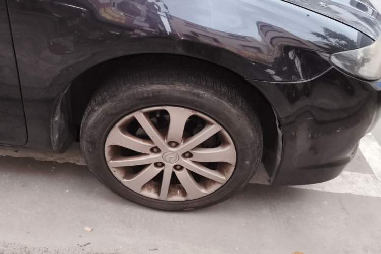 Used Mazda 6 2013 2.0L Automatic Fashion Edition Right Front Wheel Hub