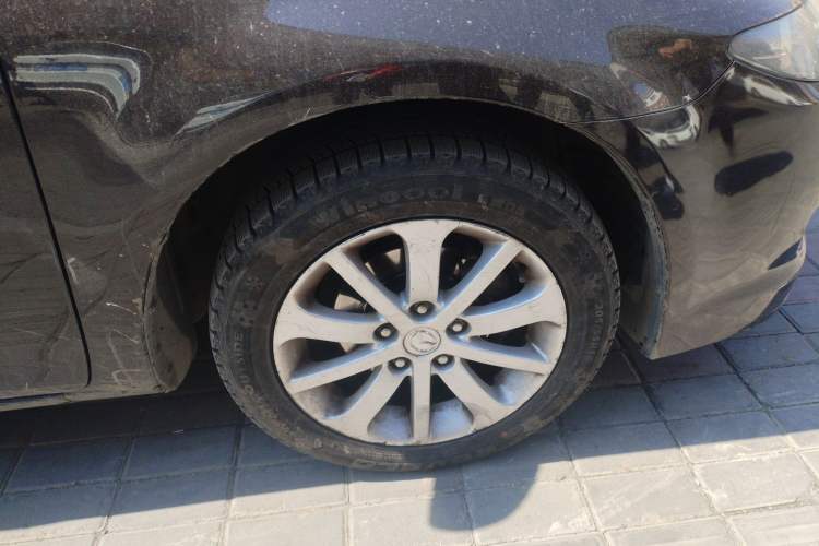 Used Mazda 6 2013 2.0L Automatic Fashion Edition Right Front Wheel Hub