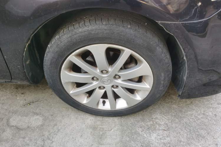 Used Mazda 6 2013 2.0L Automatic Fashion Edition Right Front Wheel Hub