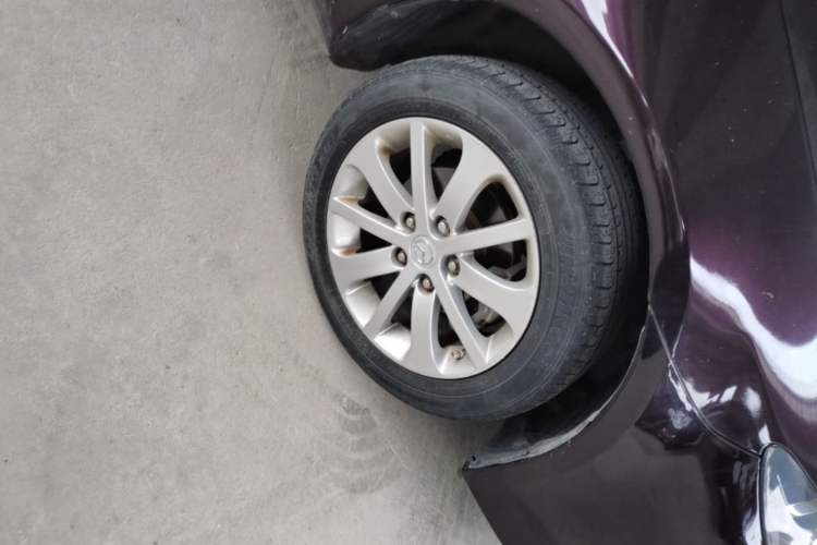 Used Mazda 6 2013 2.0L Automatic Fashion Edition Right Front Wheel Hub