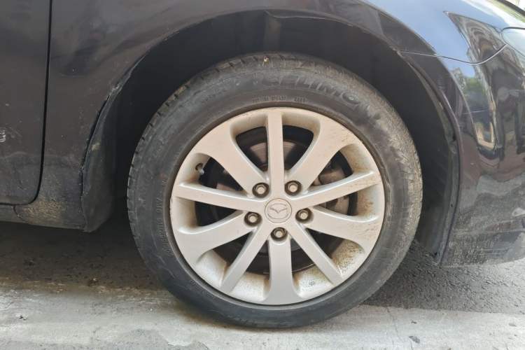 Used Mazda 6 2013 2.0L Automatic Fashion Edition Right Front Wheel Hub