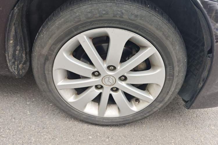Used Mazda 6 2013 2.0L Automatic Fashion Edition Right Front Wheel Hub
