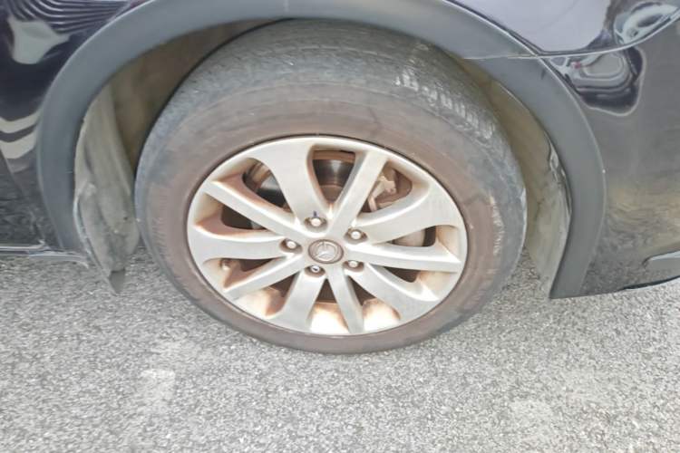 Used Mazda 6 2013 2.0L Automatic Fashion Edition Right Front Wheel Hub