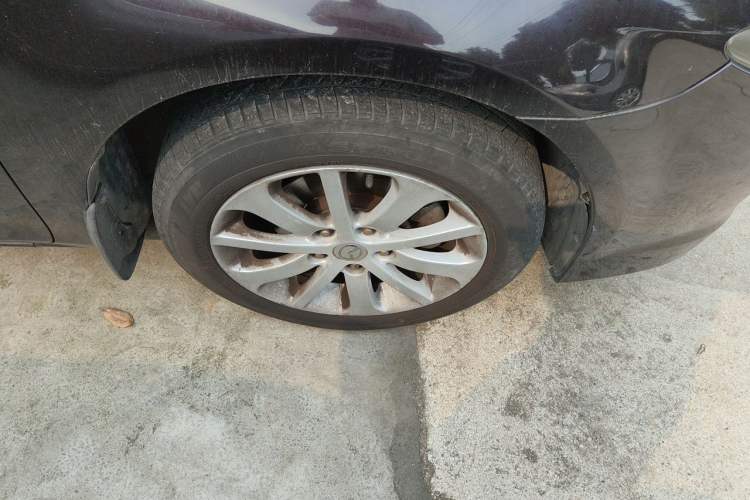 Used Mazda 6 2013 2.0L Automatic Fashion Edition Right Front Wheel Hub