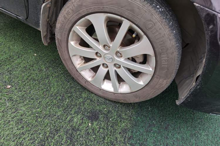 Used Mazda 6 2013 2.0L Automatic Fashion Edition Right Front Wheel Hub