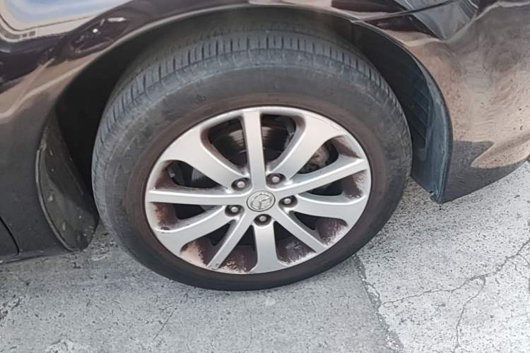 Used Mazda 6 2013 2.0L Automatic Fashion Edition Right Front Wheel Hub