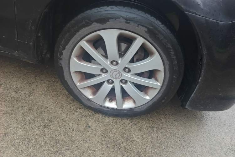 Used Mazda 6 2013 2.0L Automatic Fashion Edition Right Front Wheel Hub