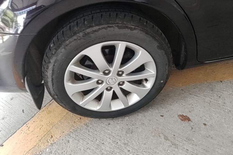 Used Mazda 6 2013 2.0L Automatic Fashion Edition Right Rear Wheel Hub