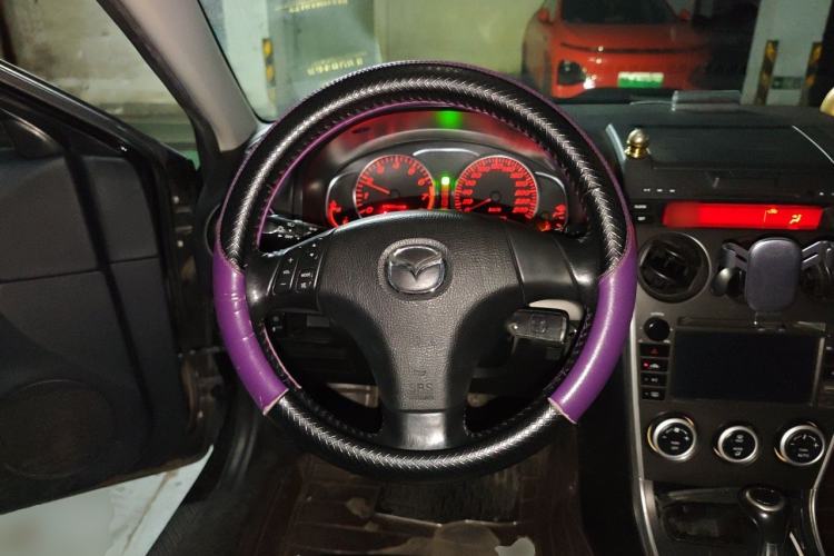 Used Mazda 6 2013 2.0L Automatic Ultra-Luxury Model Steering Wheel