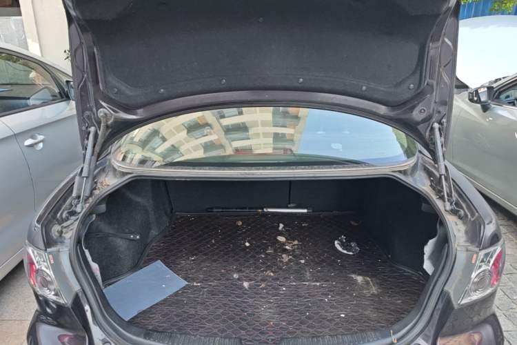 Used Mazda 6 2013 2.0L Automatic Fashion Edition Trunk