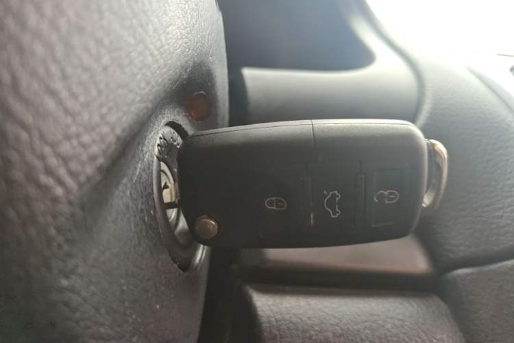 Used Mazda 6 2013 2.0L Automatic Fashion Edition Vehicle Key