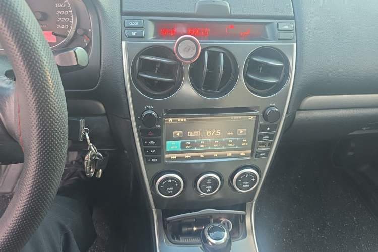 Used Mazda 6 2013 2.0L Automatic Fashion Edition Audio And AC Panel