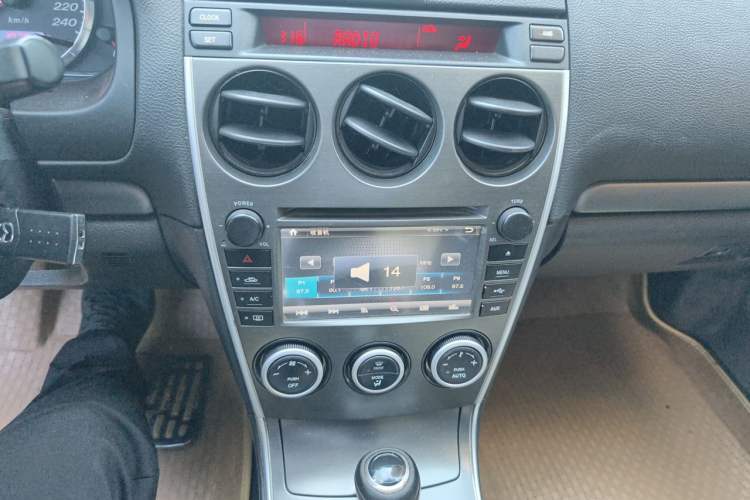 Used Mazda 6 2013 2.0L Automatic Fashion Edition Audio And AC Panel