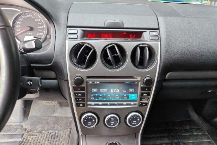 Used Mazda 6 2013 2.0L Automatic Fashion Edition Audio And AC Panel