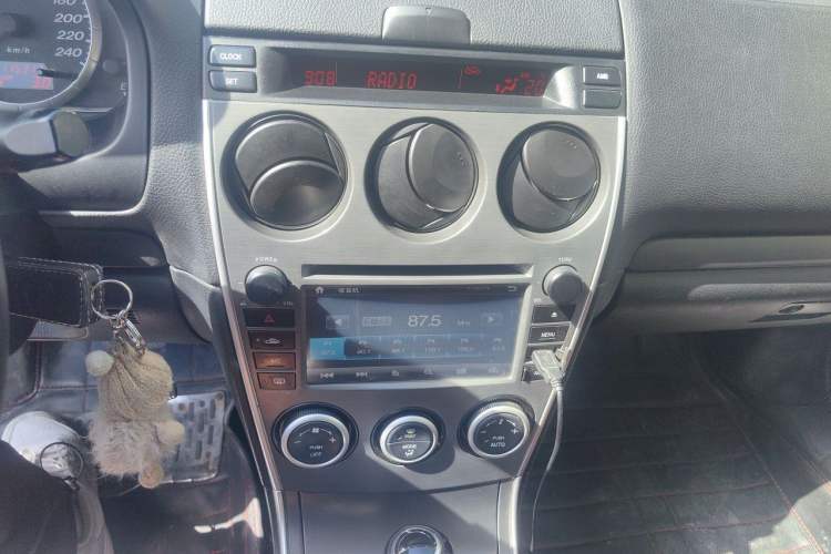 Used Mazda 6 2013 2.0L Automatic Fashion Edition Audio And AC Panel