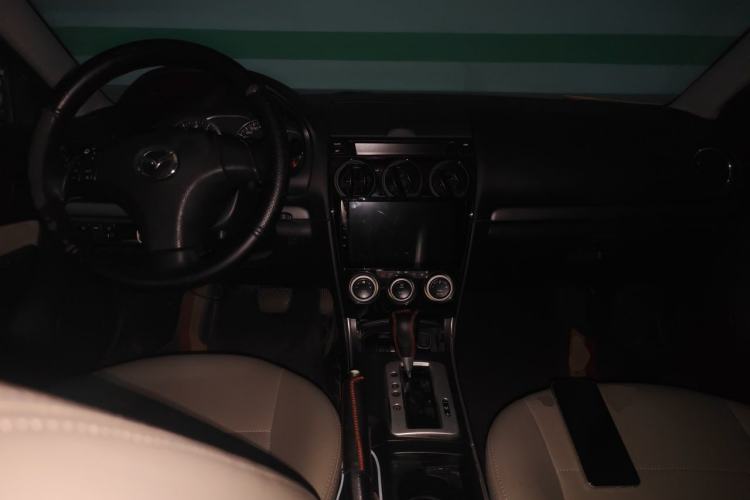 Used Mazda 6 2013 2.0L Automatic Fashion Edition Center Console