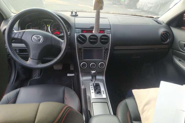 Used Mazda 6 2013 2.0L Automatic Fashion Edition Center Console
