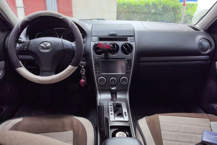 Used Mazda 6 2013 2.0L Automatic Fashion Edition Center Console