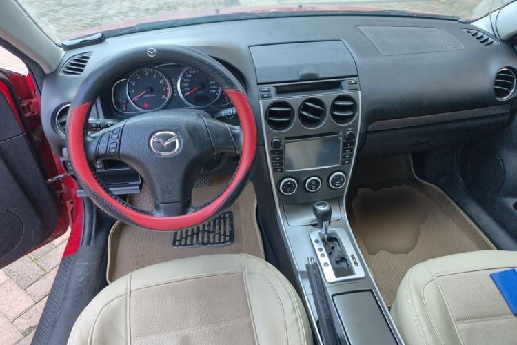 Used Mazda 6 2013 2.0L Automatic Fashion Edition Center Console