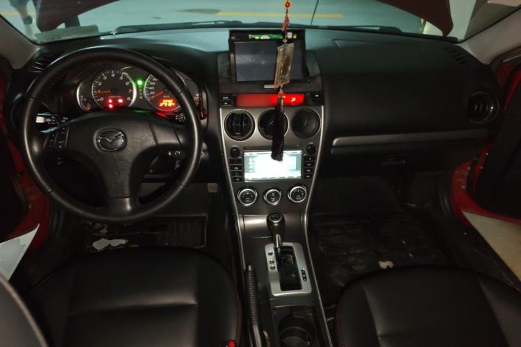 Used Mazda 6 2013 2.0L Automatic Fashion Edition Center Console