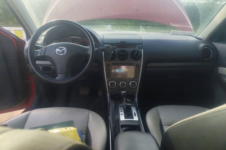 Used Mazda 6 2013 2.0L Automatic Ultra-Luxury Model Center Console