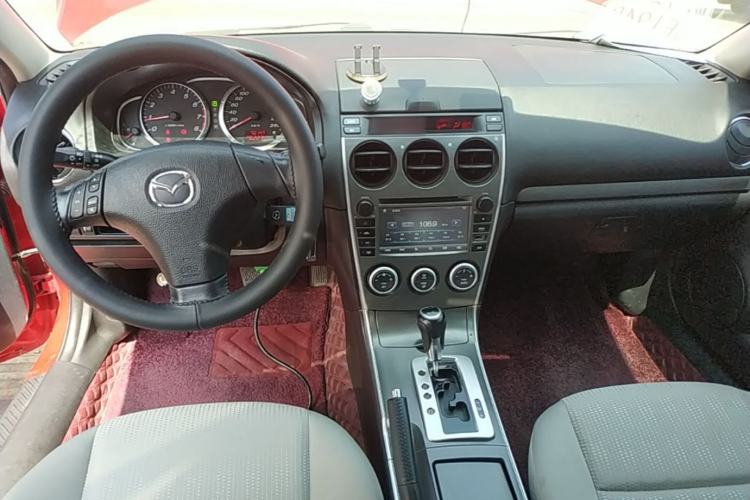 Used Mazda 6 2013 2.0L Automatic Fashion Edition Center Console