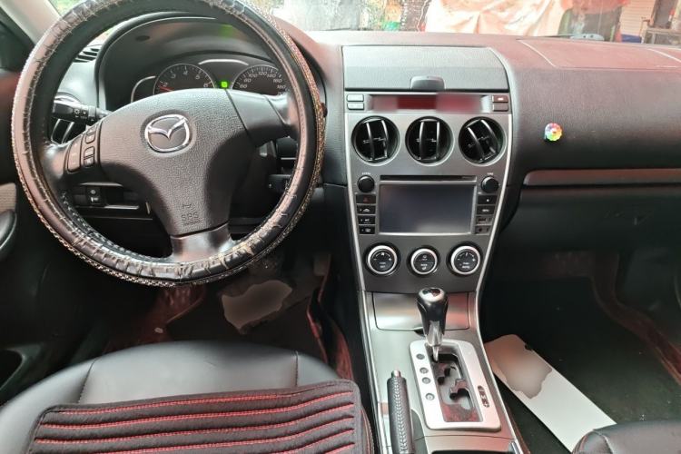 Used Mazda 6 2013 2.0L Automatic Fashion Edition Center Console