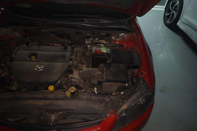 Used Mazda 6 2013 2.0L Automatic Fashion Edition Engine Bay Left