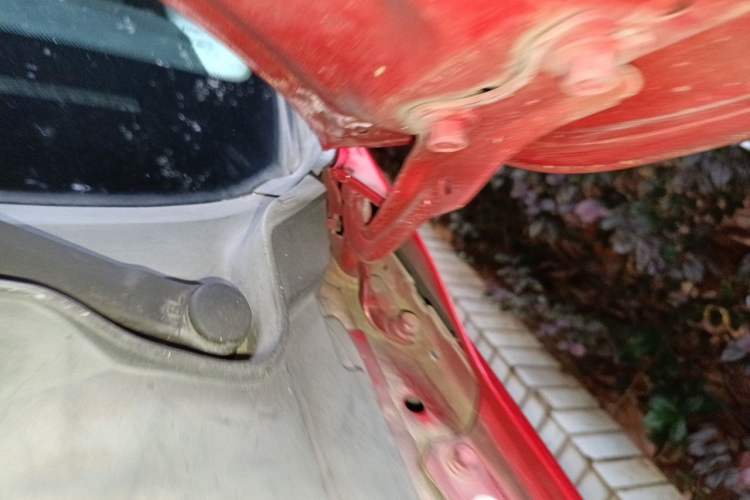 Used Mazda 6 2013 2.0L Automatic Fashion Edition Engine Bay Left