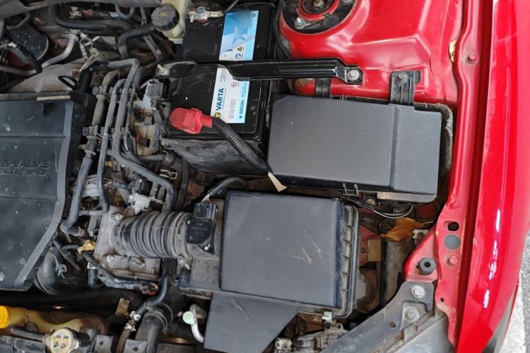 Used Mazda 6 2013 2.0L Automatic Fashion Edition Engine Bay Left