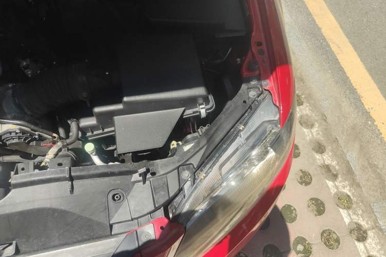 Used Mazda 6 2013 2.0L Automatic Fashion Edition Engine Bay Left